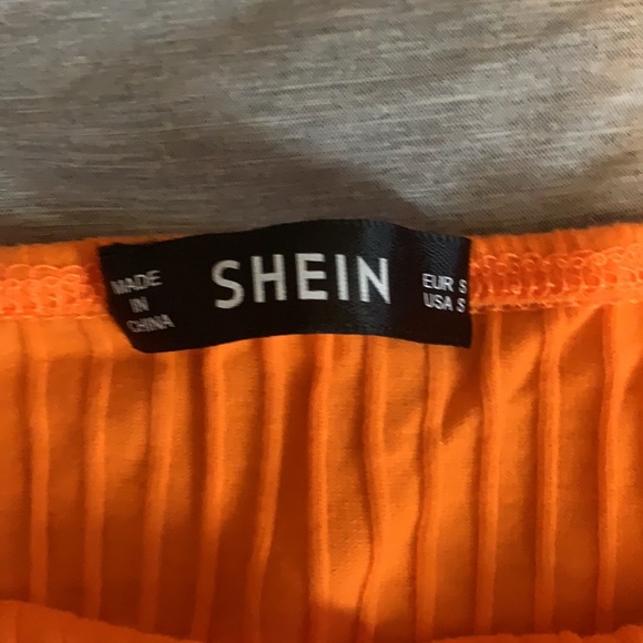 Orange Bodycon dress - Picture 2 of 2